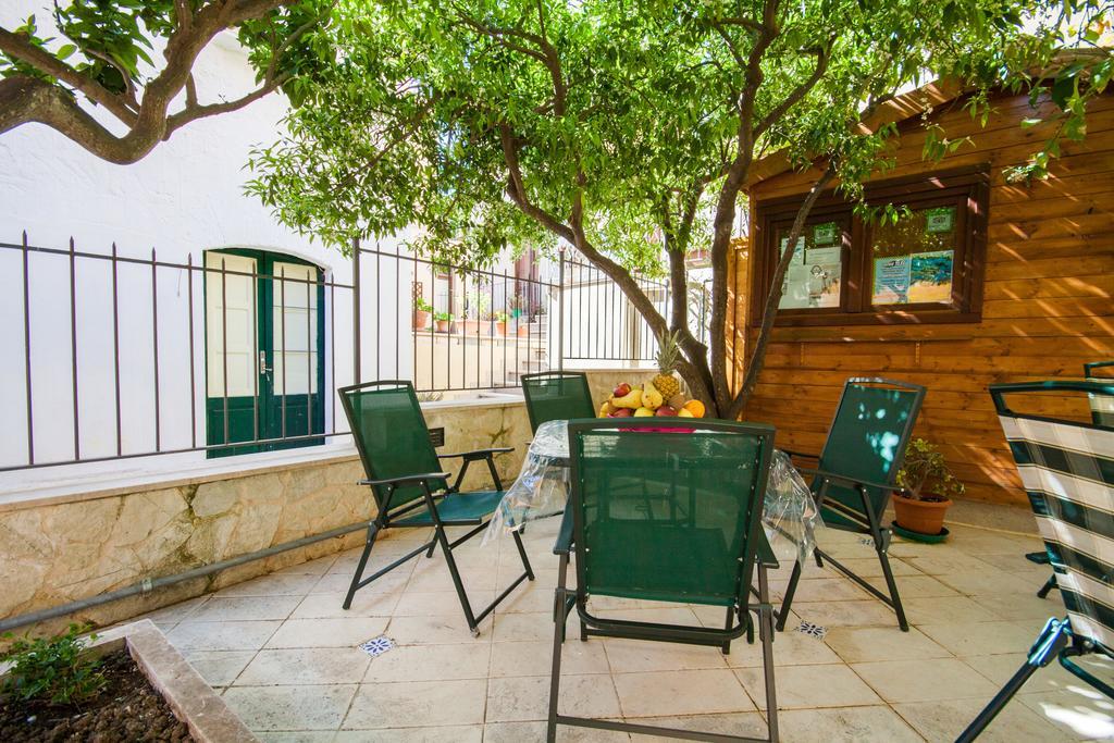 Casa Vacanze S. Marco Valderice Bagian luar foto