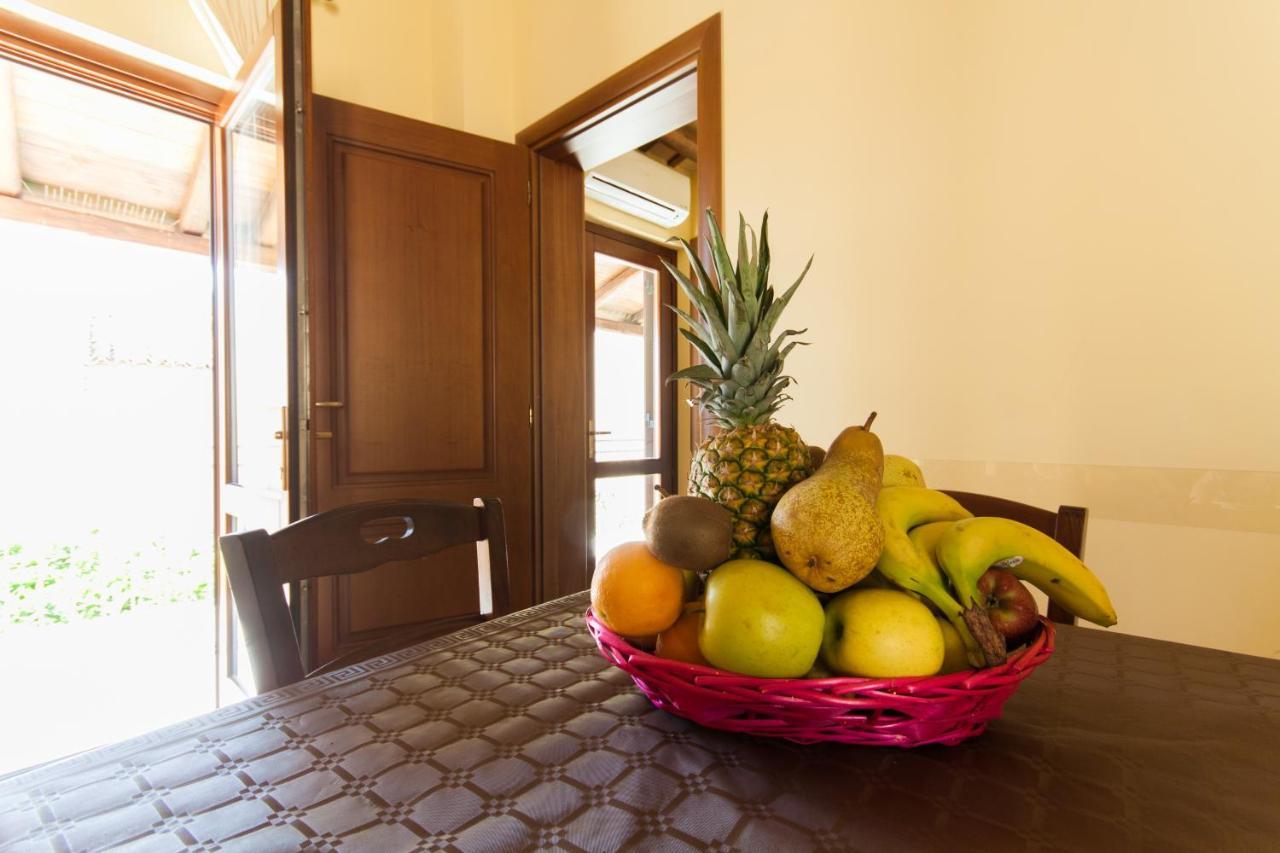 Casa Vacanze S. Marco Valderice Bagian luar foto